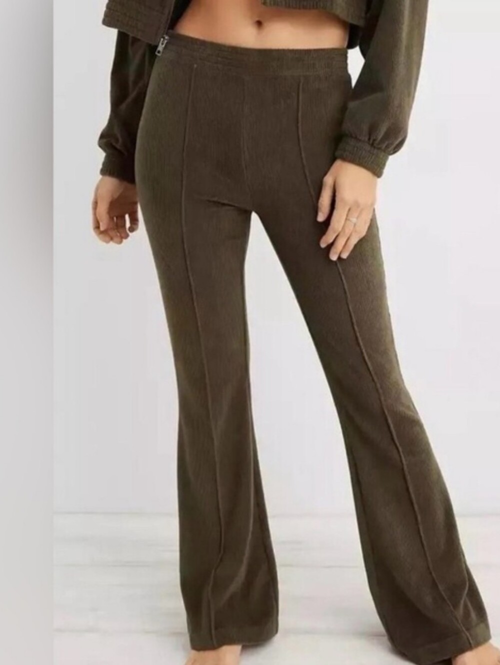 Aerie Groove On Rib Velour Flare Pants In Olive Green